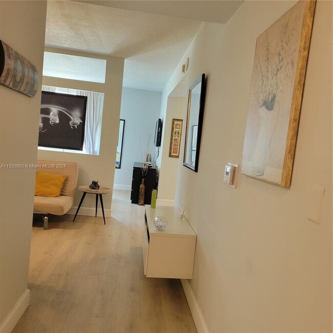 Building Photo - 50 Menores Ave