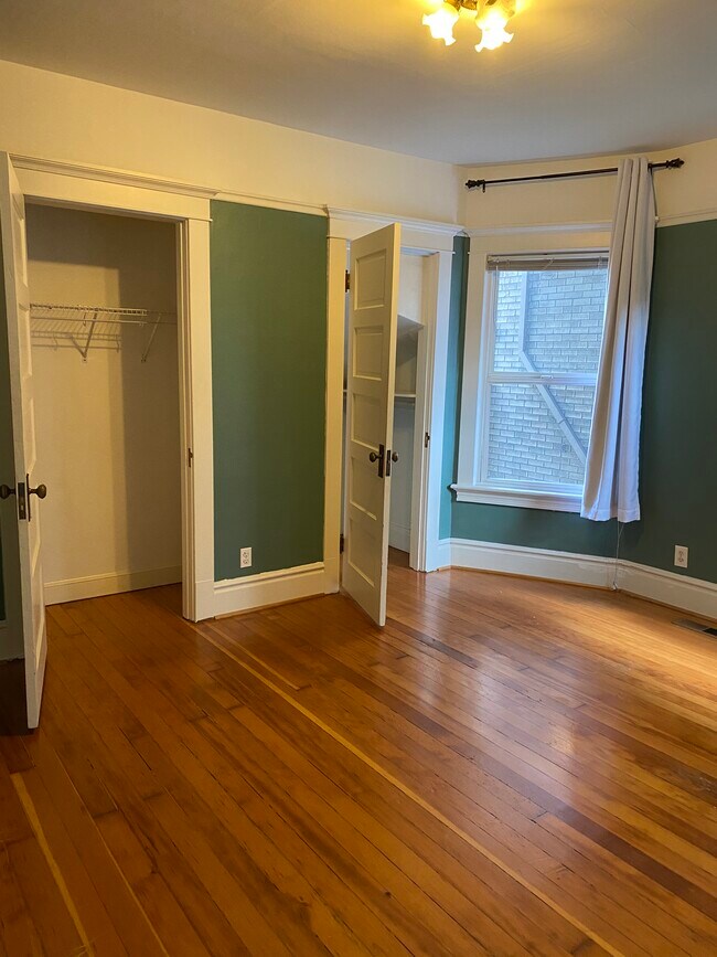 1st bedroom with two closets - 204 NW 15th Ave
