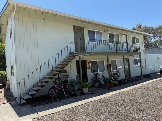 Building Photo - 6119 Montecito Blvd
