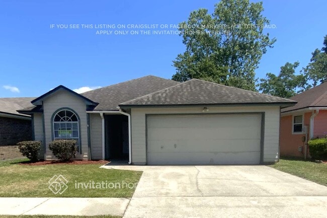 Building Photo - 1730 Ashwood Cir