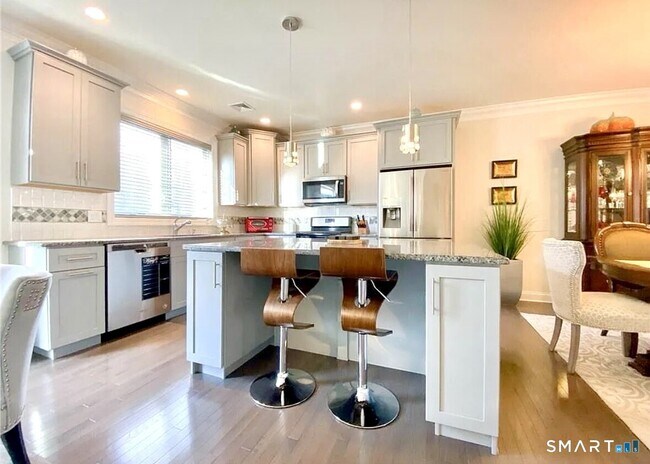 Foto del edificio - 62 Moorland Dr