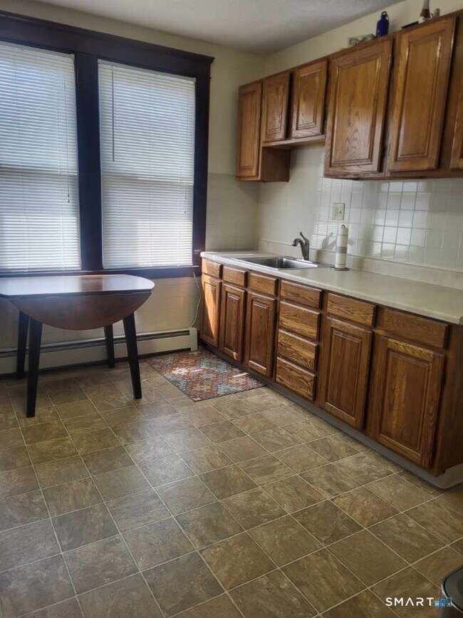 Foto del edificio - 165 Center St