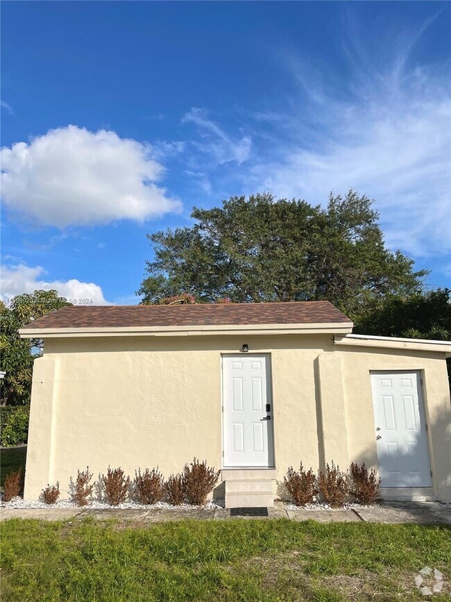 Acme Gulfair Apartments under 2,000 Miami, FL 3 Rentals