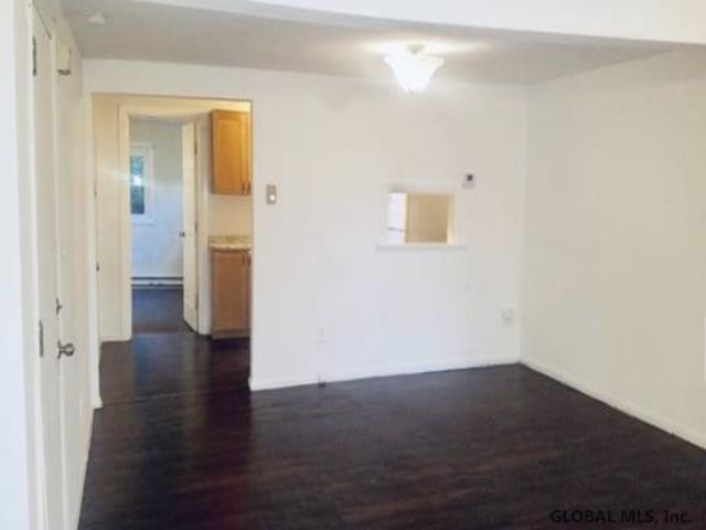 Building Photo - 219 Elm St