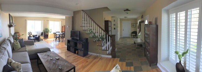 Photo - Golden Living with Beautiful Views of Denver and the Mountains! House
