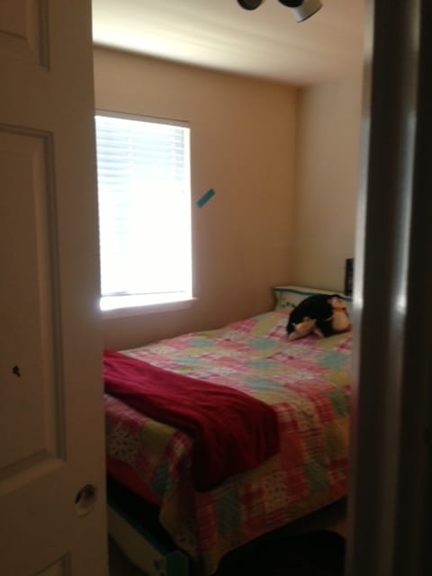 Building Photo - 7447 N Dodgin Ave