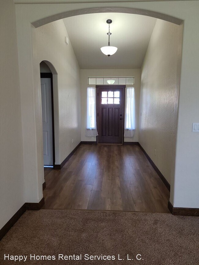 Foto del edificio - 3 br, 2 bath House - 1534 N. Brady Street
