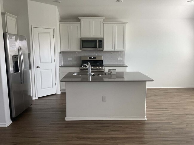 Foto del edificio - 10537 Steinbeck Dr