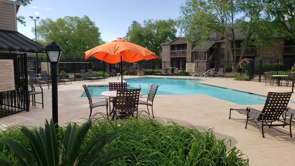 Haywood Pointe Apartments 1175 Haywood Rd Greenville, SC