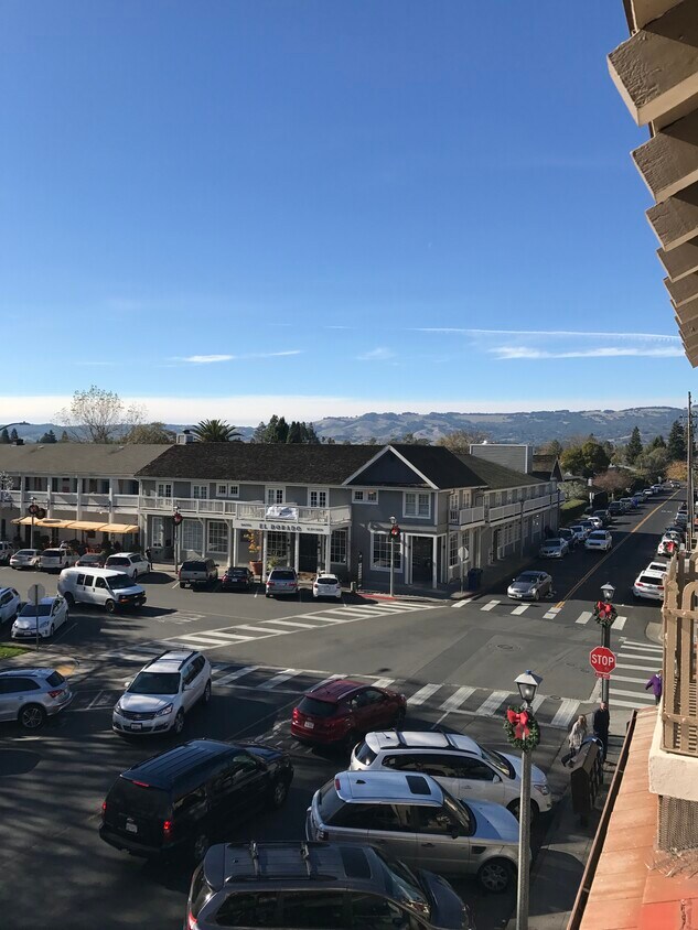 30 W Spain St Unit 4, Sonoma, CA 95476 Condo for Rent in Sonoma, CA