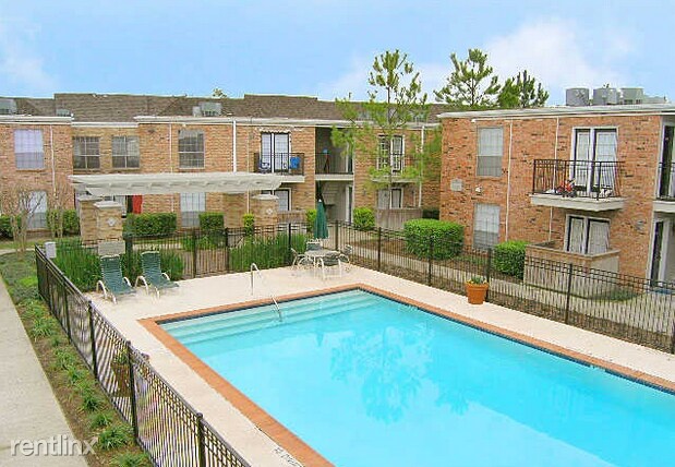 Building Photo - 10440 Valley Forge Dr