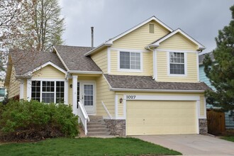 Building Photo - 1027 Delta Dr