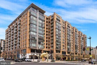 Building Photo - 475 K St NW