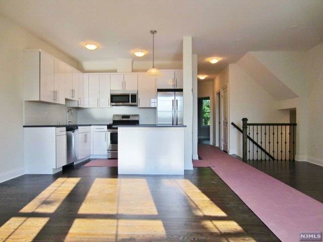 Building Photo - 1022 Morningside Ln