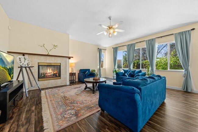 Foto del edificio - 2083 Renpoint Way