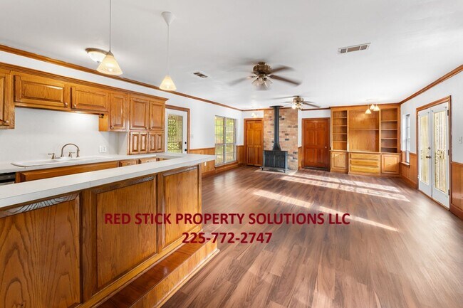 Foto del edificio - Spacious 2700 sq ft 3BR/2BA