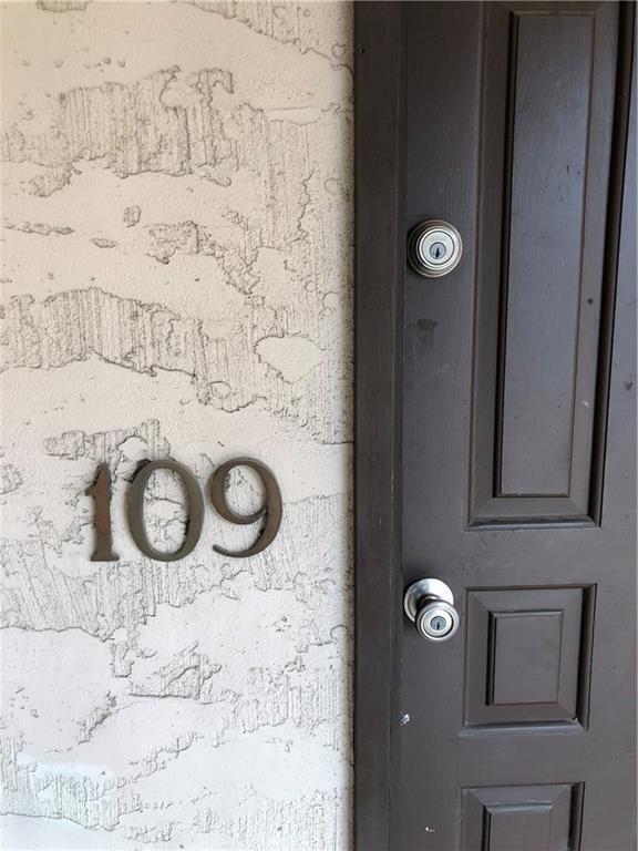 Foto del edificio - 505 W 7th St