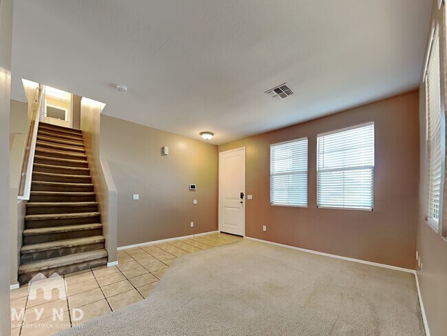Building Photo - 3306 W St Anne Ave