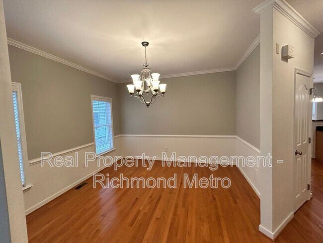 Foto del edificio - 956 Gorham Ct
