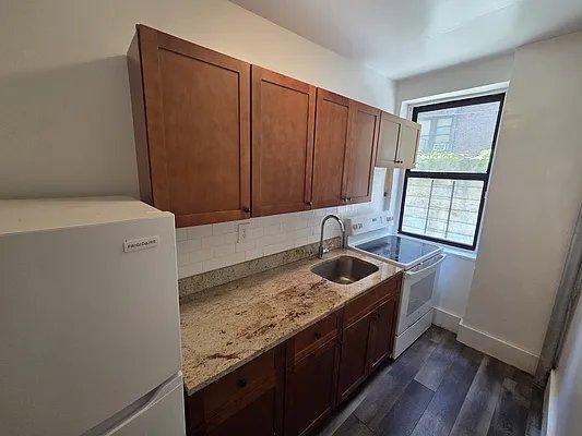 Building Photo - 0 bedroom in Bronx NY 10468