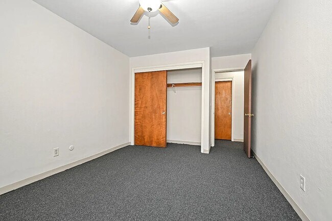 Foto del edificio - 515 5th St SE