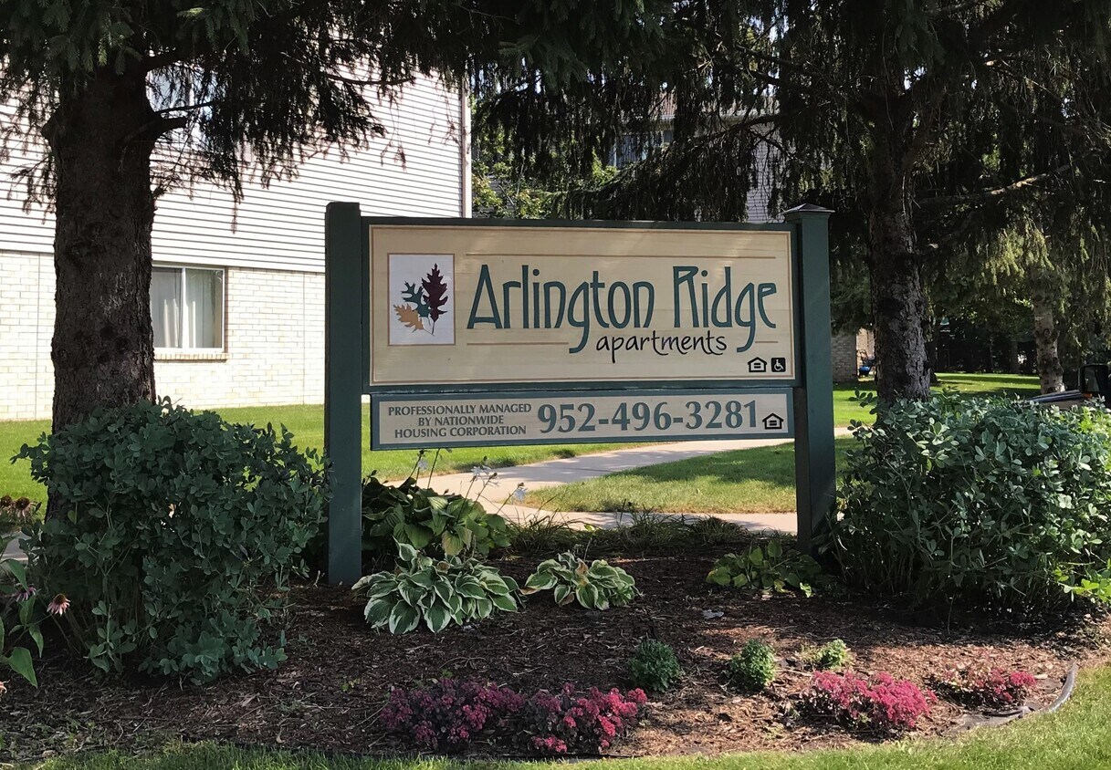 Arlington Ridge Apartments Apartments 12191229 Taylor St Shakopee