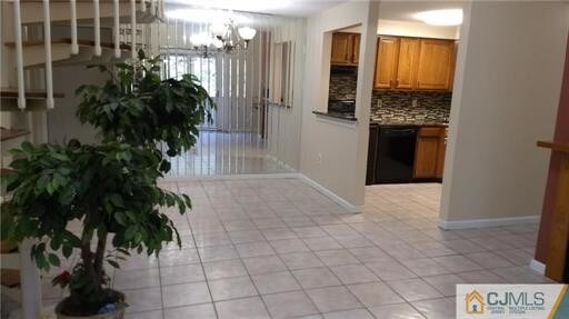 Building Photo - 2304 Ravens Crest Dr