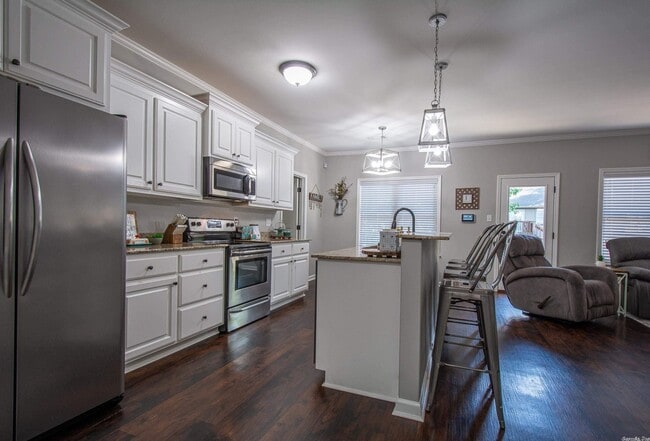 Building Photo - 2452 Pleasant Willow Dr
