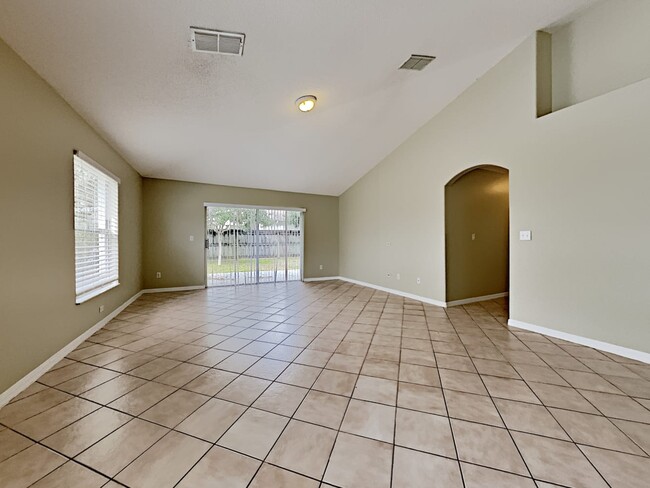 Building Photo - 8028 Birman St