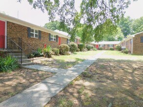 Building Photo - 2118 Everitt St