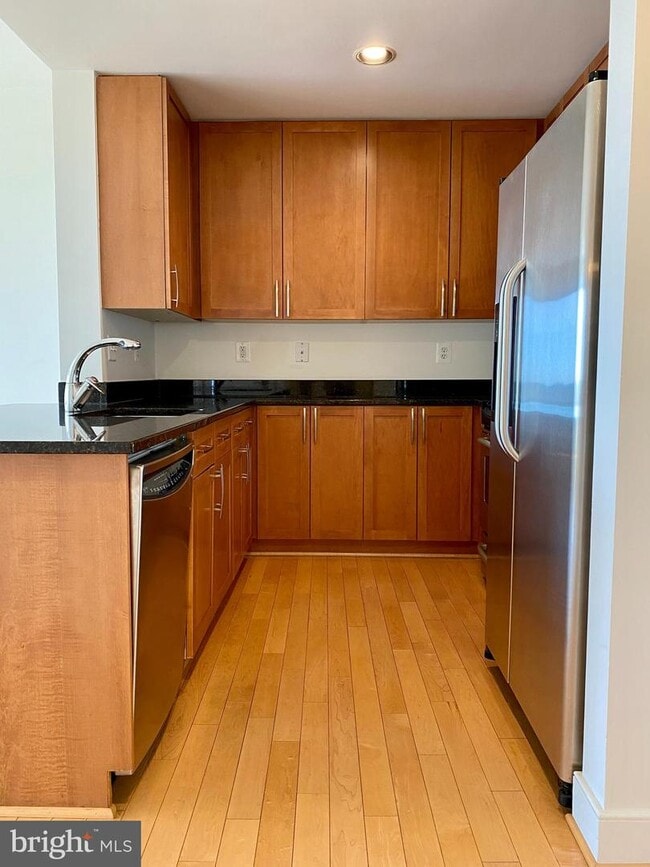 Building Photo - 4101 Albemarle St NW