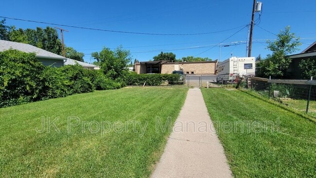 Building Photo - 919 1st Ave SW