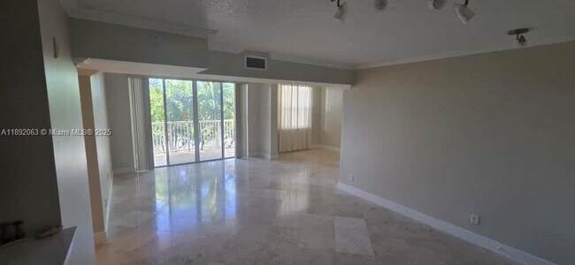 Foto del edificio - 509 E Sheridan St