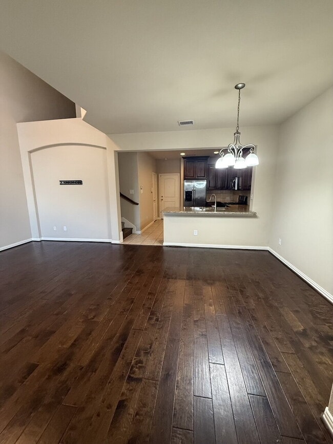 Building Photo - Come see this Townhome in such a great area.