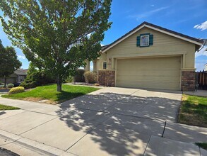 Building Photo - 2800 Grosmont Dr