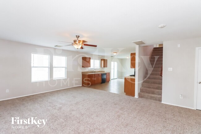 Foto del edificio - 5018 Cottage Creek Ln