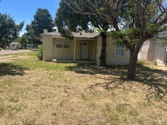 Building Photo - 720 S Dallas Ave