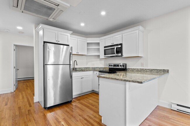 Foto del edificio - 754 Huntington Ave
