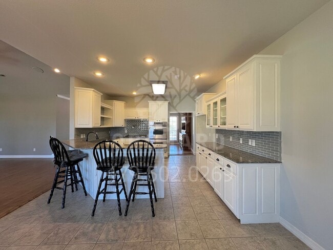 Building Photo - Single Family Home | Tontitown, AR | Stunning Home with Separate Shop