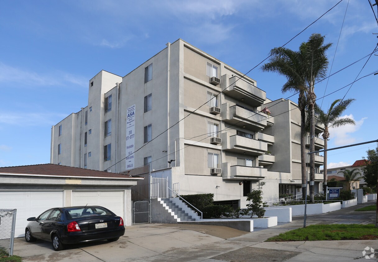 10615 Rose Ave, Los Angeles, CA 90034 Apartments in Los Angeles, CA