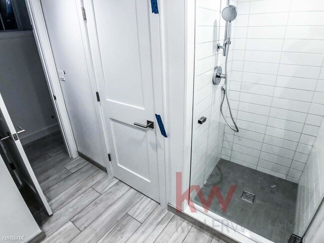 Foto del edificio - 1 br, 1 bath  - 11 Ridgeway Ln Main entrance