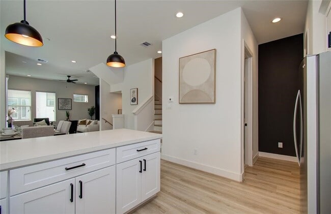 Building Photo - 2309 Eagle St