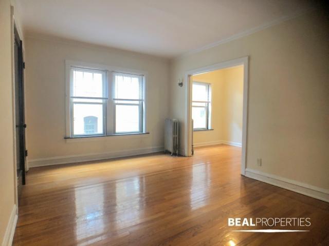 Foto principal - 1 bedroom in CHICAGO IL 60625