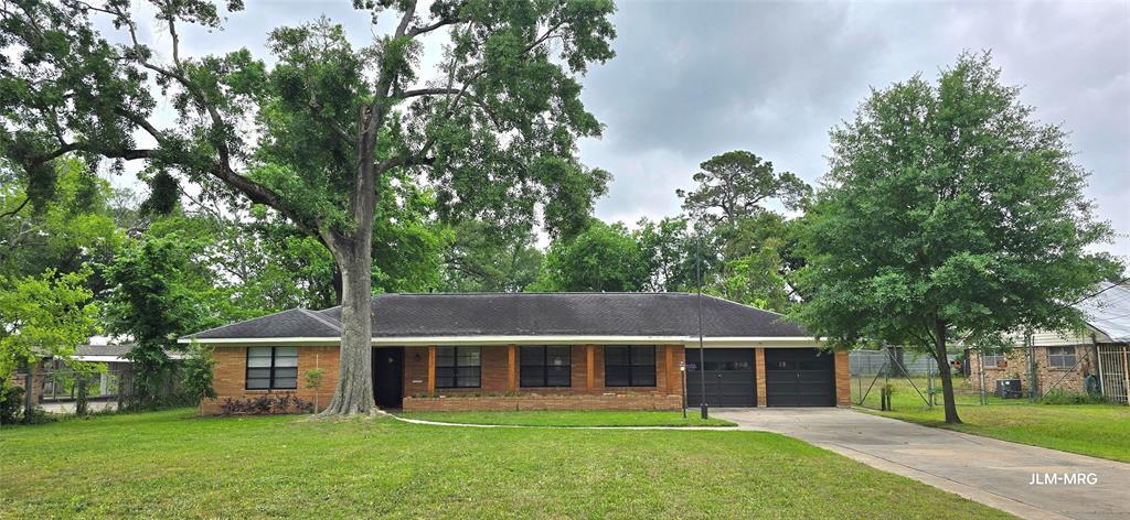 Primary Photo - 609 Del Norte St