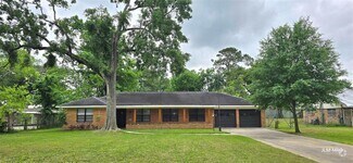 Building Photo - 609 Del Norte St
