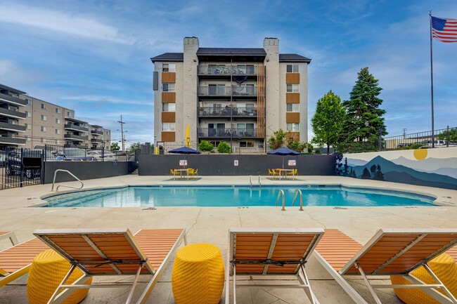 Cambridge Place apartments — community photo - Cambridge Place