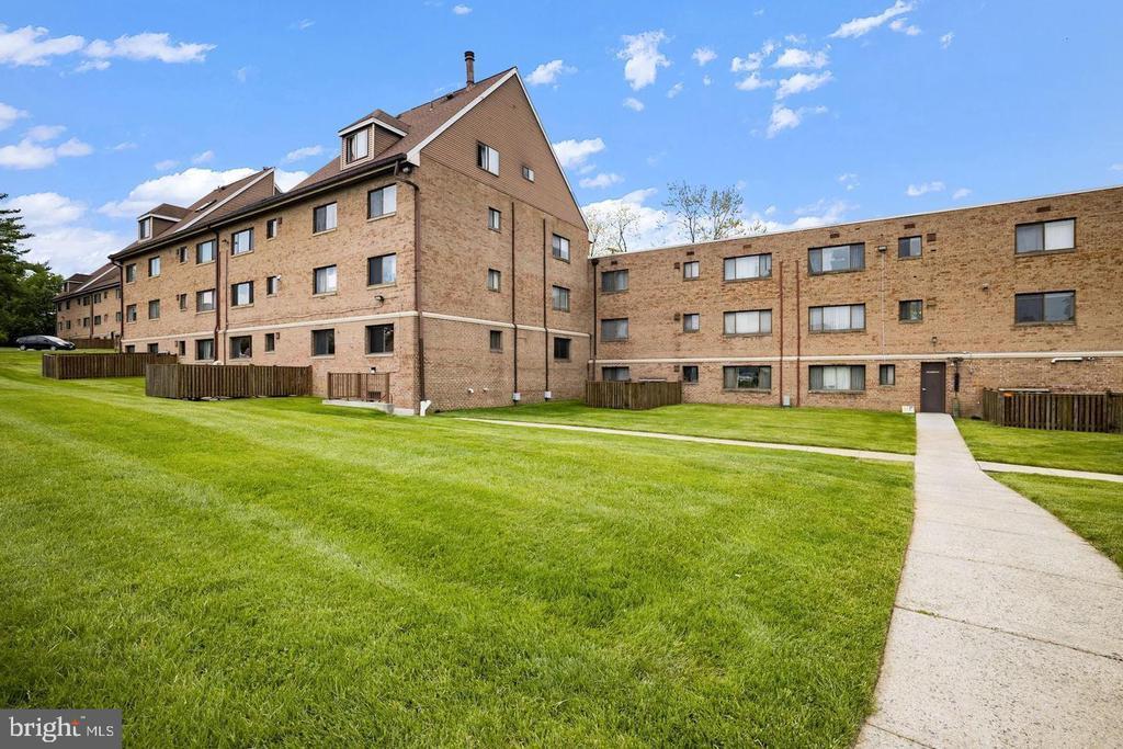 Foto del edificio - 11507 Amherst Ave
