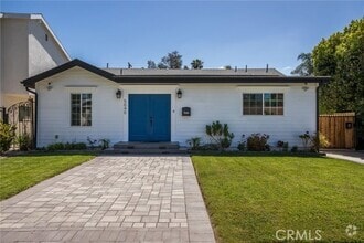 Building Photo - 5040 Varna Ave