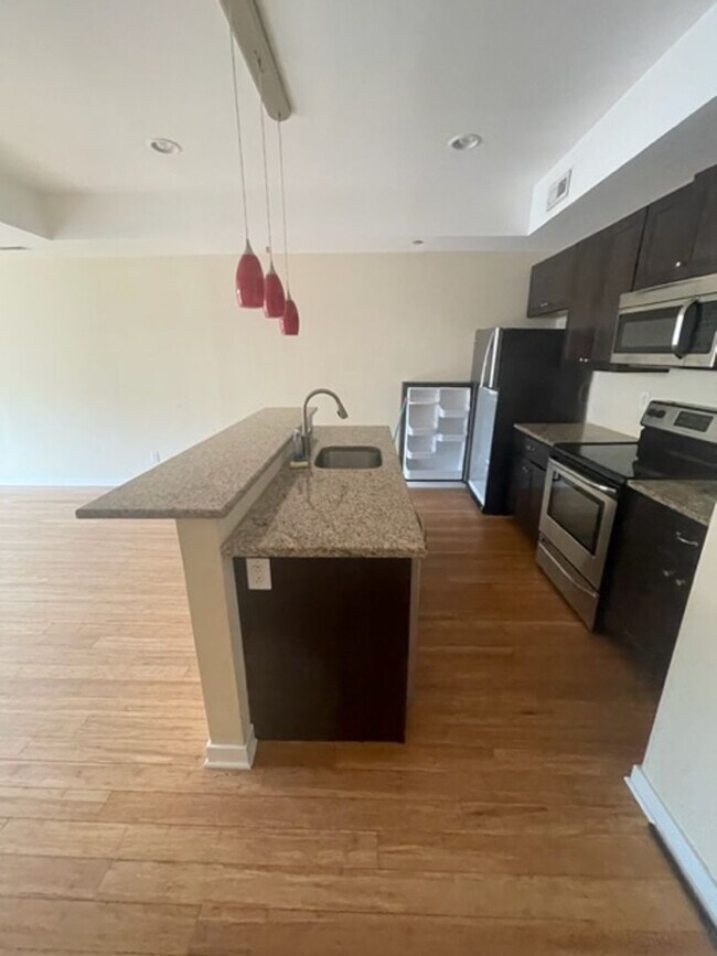 Photo - 2030 E Dauphin St Apartment