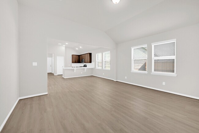 Foto del edificio - 8406 Beacon Bay Cir